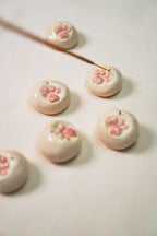 Ceramiczne łapki kotków na kadzidło