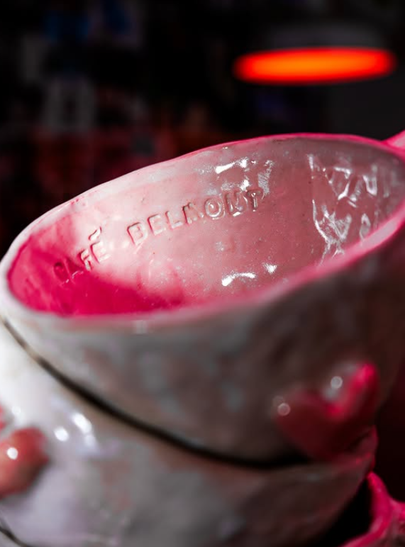 Detal kubka cafe belmont