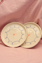 Male talerze z sercem cottage