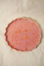 Różowy ceramiczny talerz z falbanką Sunset