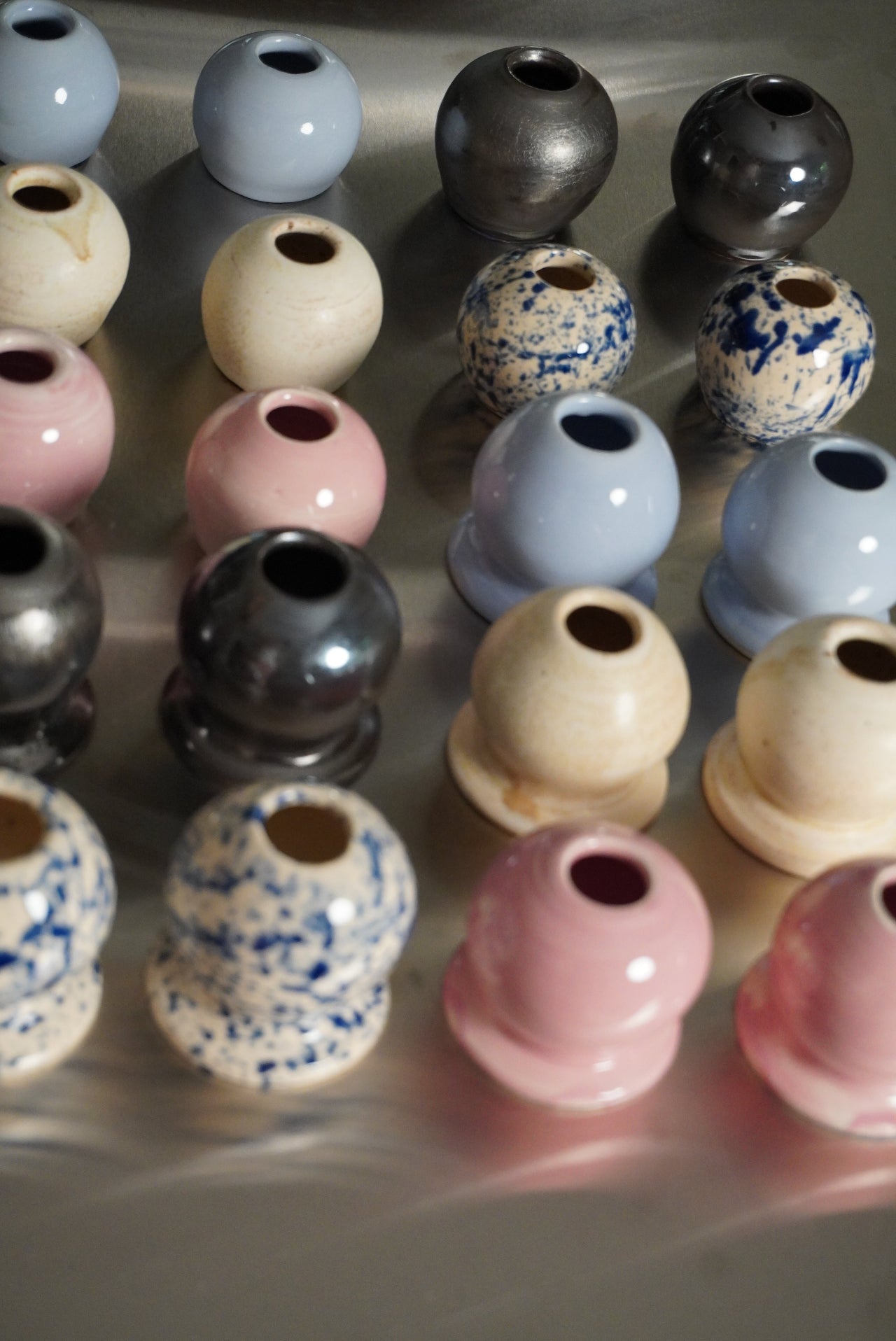 Stojaki kolorowe na chaseny YUME