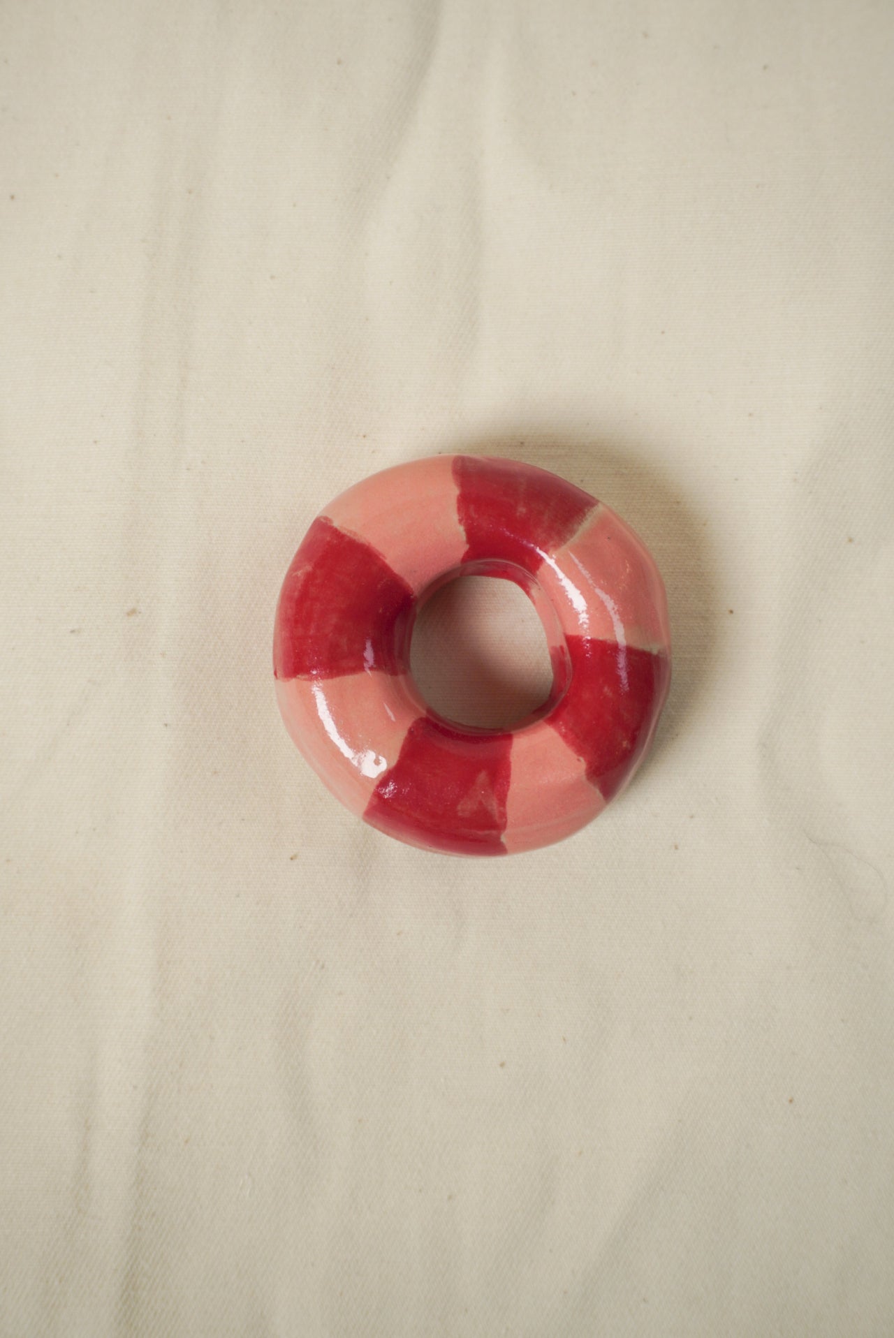 Świecznik oponka rózowo-czerwony