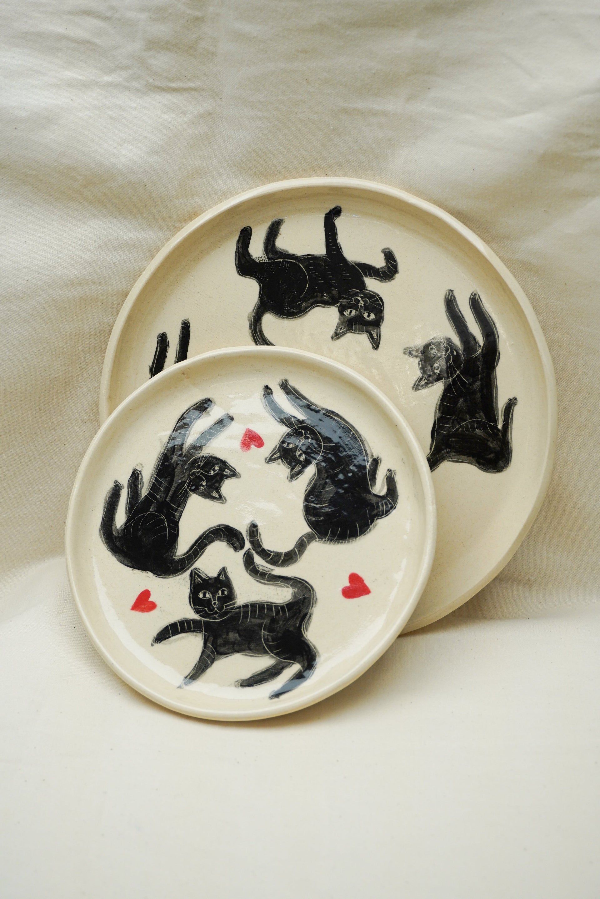 Talerze w koty razem