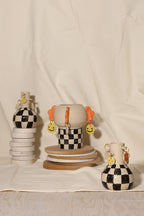 Wazony SMILE w kratkę z zawieszkami